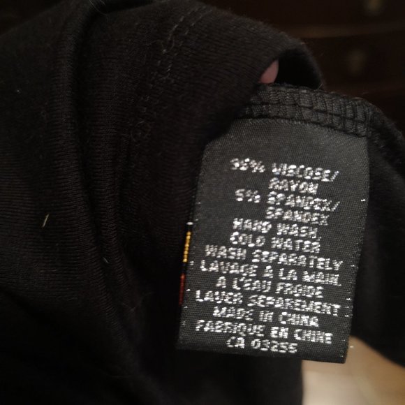 3/$20 CYC scoop neck short sleeve tee shirt - Picture 4 of 5